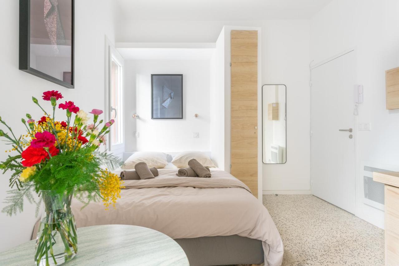 Charmant Studio Tout Confort En Coeur De Ville มงต์เปอลิเยร์ ภายนอก รูปภาพ